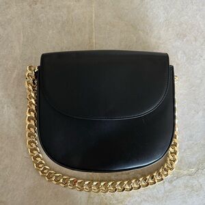 Express Woven Chain Shoulder Bag